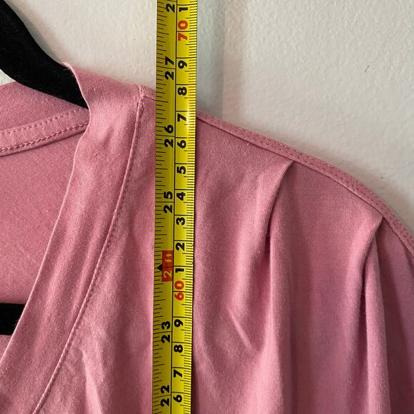 Athleta Women's size Large Outbound Twist Pink V-neck Back Tie Shirt Athleisure - Picture 9 of 10